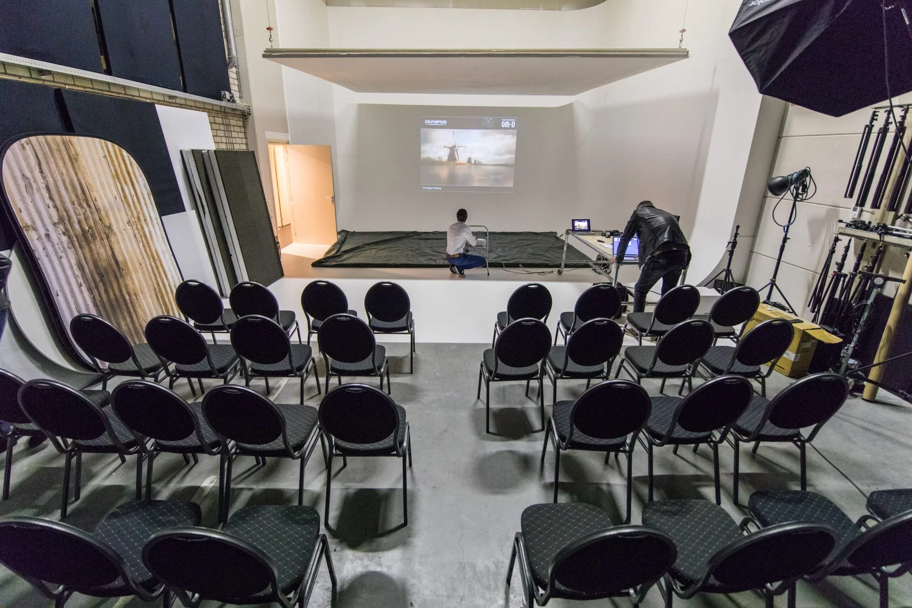 Photo & Film Studio · 8